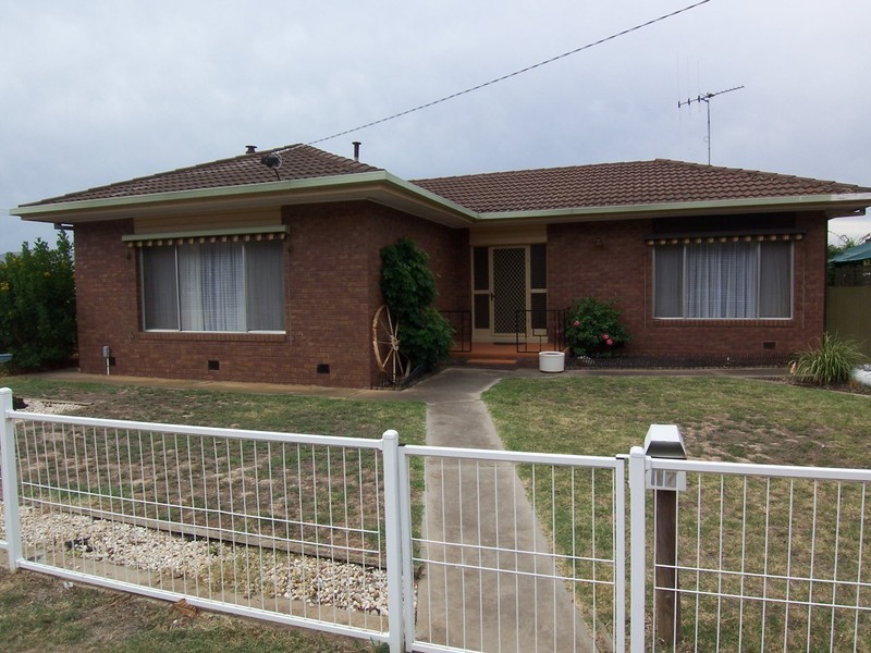 17 Green Street, California Gully VIC 3556