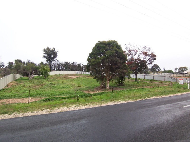 64 Sparrowhawk Road, West Bendigo VIC 3550