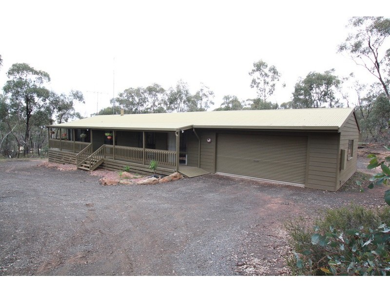 137 Native Gully Crescent, Strathfieldsaye VIC 3551