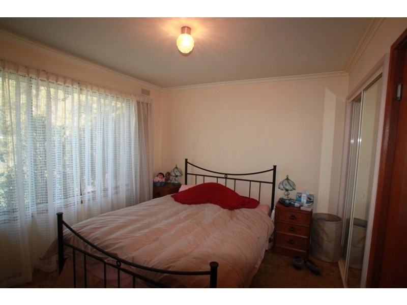 176 Aspinall Street, Kangaroo Flat VIC 3555