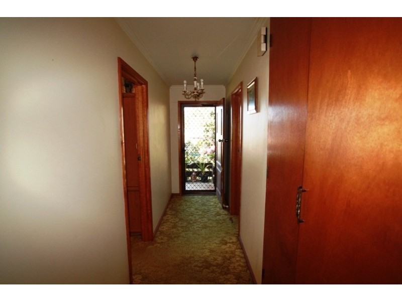 176 Aspinall Street, Kangaroo Flat VIC 3555