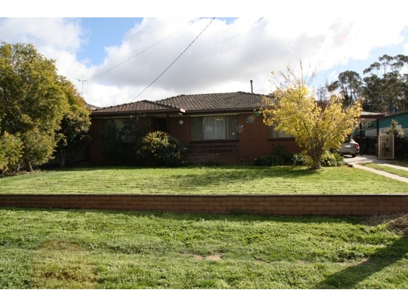 176 Aspinall Street, Kangaroo Flat VIC 3555