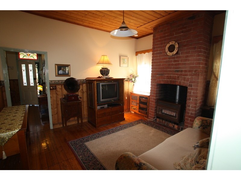 5 Barrell Street, Eaglehawk VIC 3556