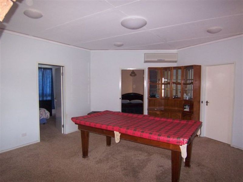 8 Queen Street, Dingee VIC 3571