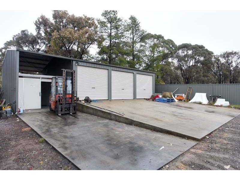 165 Lockwood Road, Kangaroo Flat VIC 3555