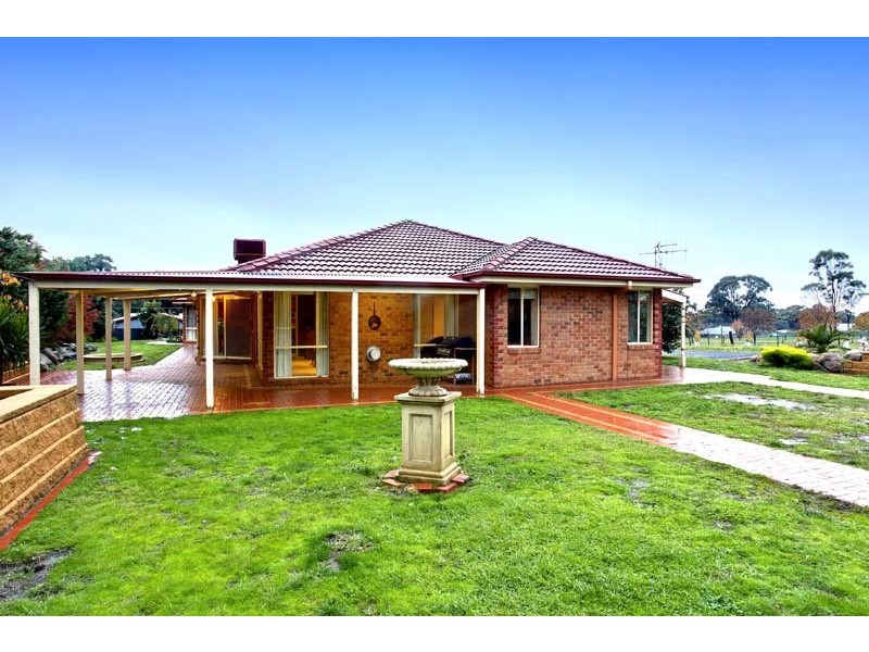 165 Lockwood Road, Kangaroo Flat VIC 3555