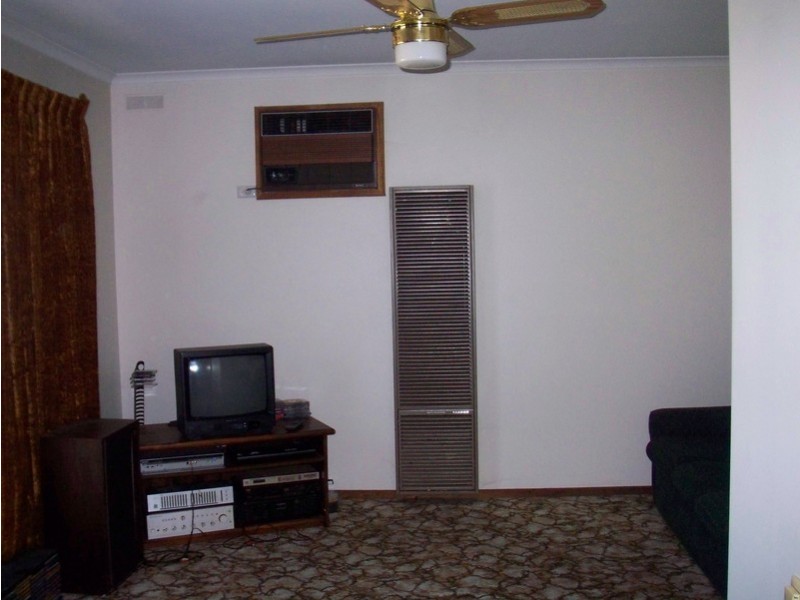 6/27 Nish Street, Flora Hill VIC 3550