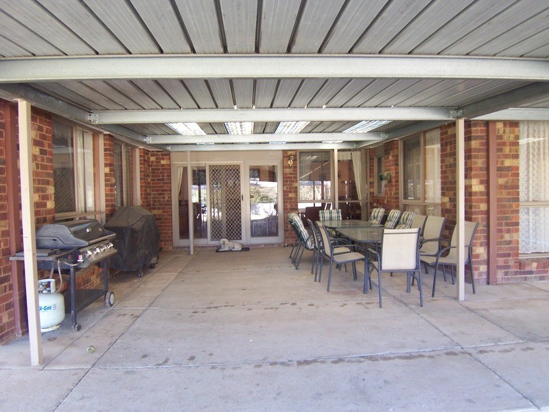 114 Edwards Road, Maiden Gully VIC 3551