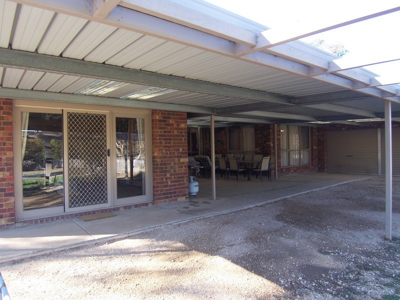 114 Edwards Road, Maiden Gully VIC 3551