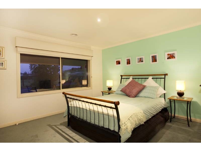 165 Lockwood Road, Kangaroo Flat VIC 3555