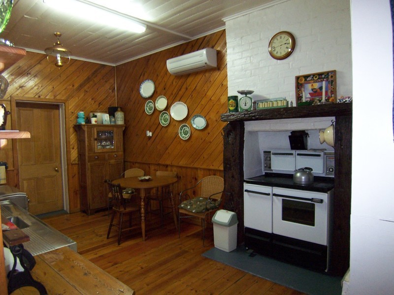 86 High Street, Wedderburn VIC 3518