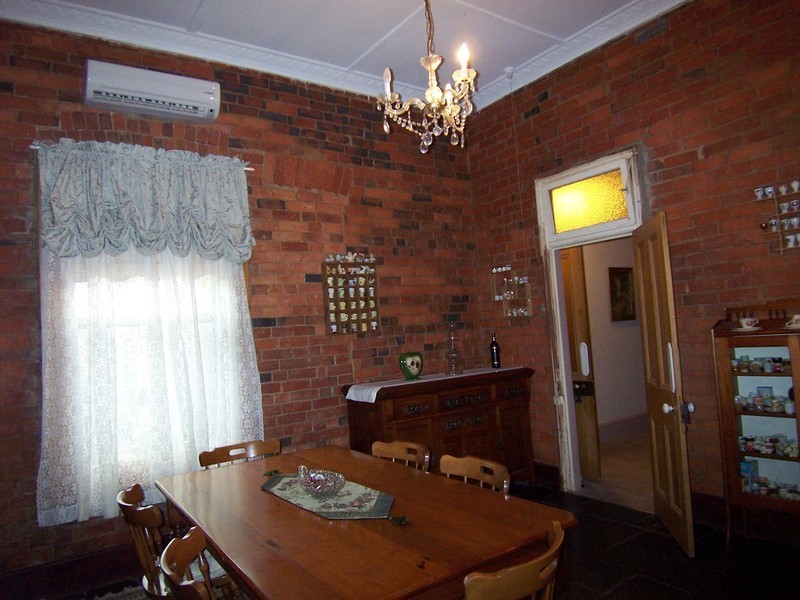 86 High Street, Wedderburn VIC 3518