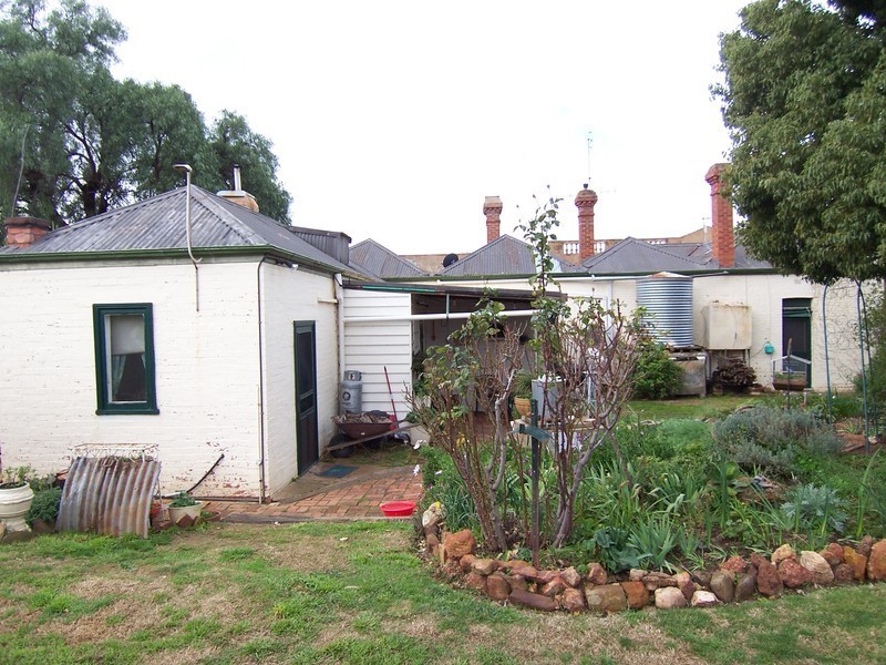 86 High Street, Wedderburn VIC 3518