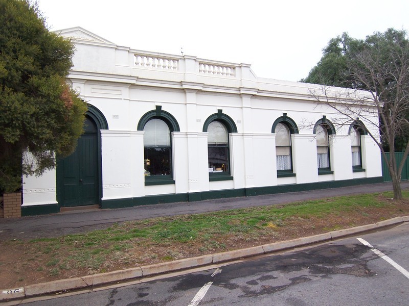 86 High Street, Wedderburn VIC 3518