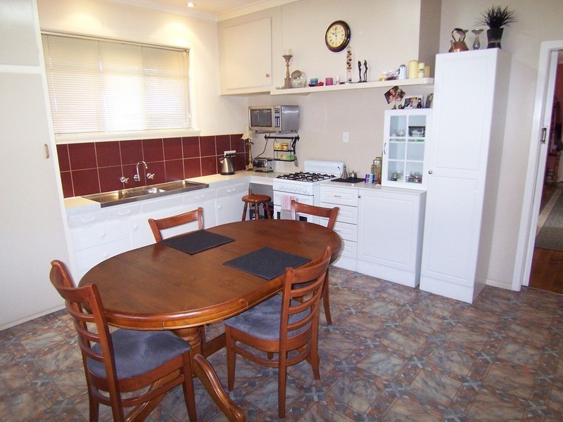 150 Gladstone Street, Quarry Hill VIC 3550