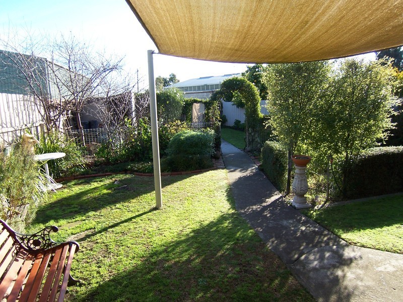 150 Gladstone Street, Quarry Hill VIC 3550