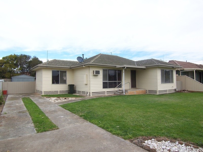29 Alder Street, Kangaroo Flat VIC 3555