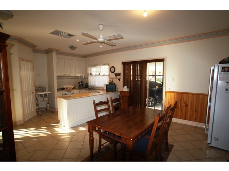 18 Pattison Drive, Kangaroo Flat VIC 3555