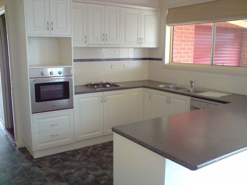 3/30 Race Street, Flora Hill VIC 3550