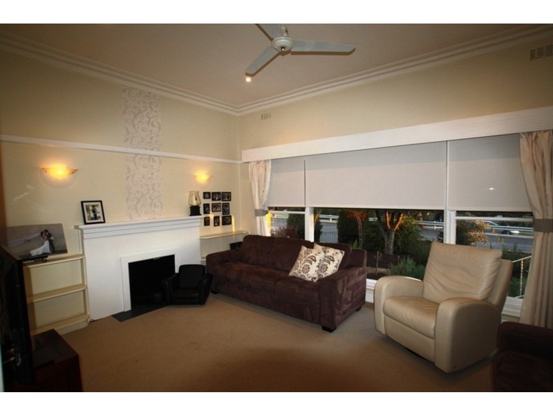 83 Condon Street, Kennington VIC 3550