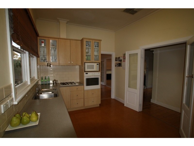 83 Condon Street, Kennington VIC 3550