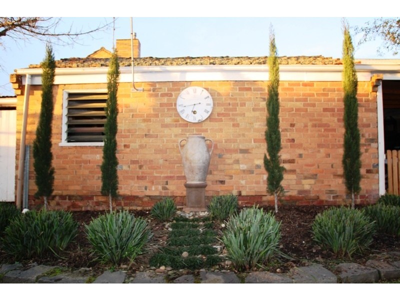 83 Condon Street, Kennington VIC 3550