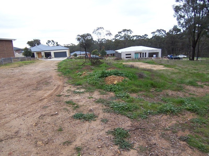 13 Arilpa Court, Kangaroo Flat VIC 3555