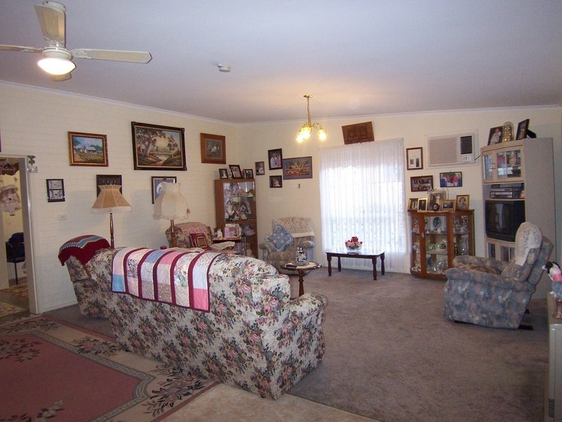 5 Olympic Parade, Kangaroo Flat VIC 3555