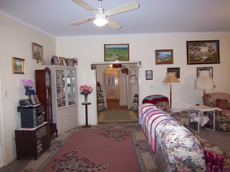 5 Olympic Parade, Kangaroo Flat VIC 3555