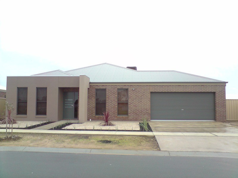 11 Henry Court, Strathfieldsaye VIC 3551