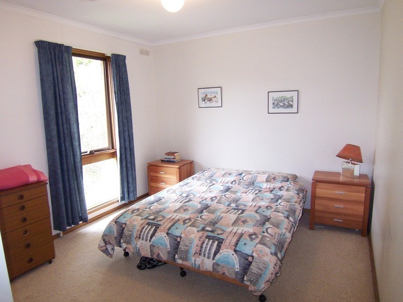 24 Ridgeway Crescent, Kennington VIC 3550