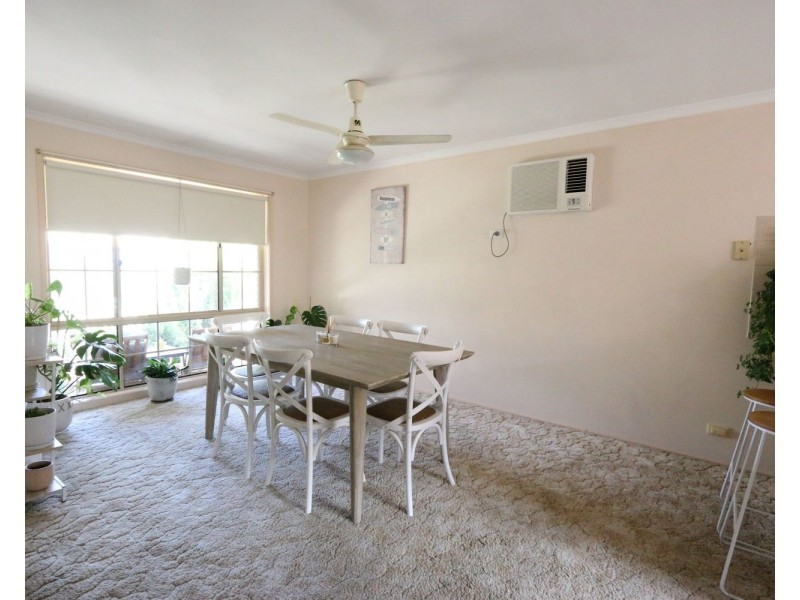 2/108 Mundy Street, Kennington VIC 3550