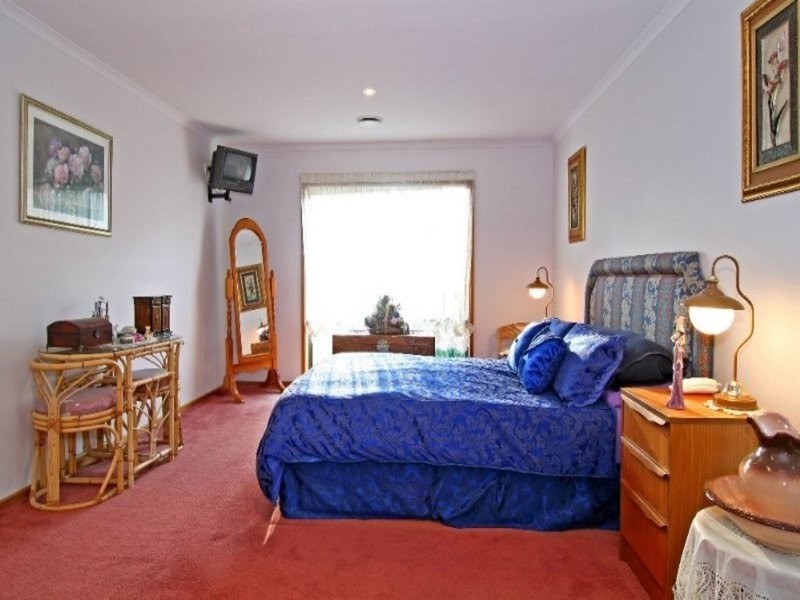 149 Edwards Rd, Kennington VIC 3550