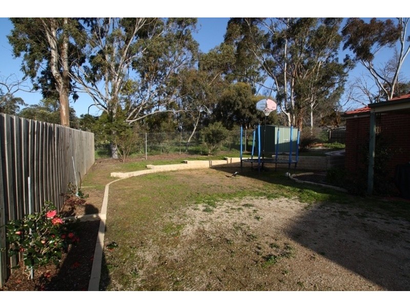 22 Isabella Grove, Strathdale VIC 3550