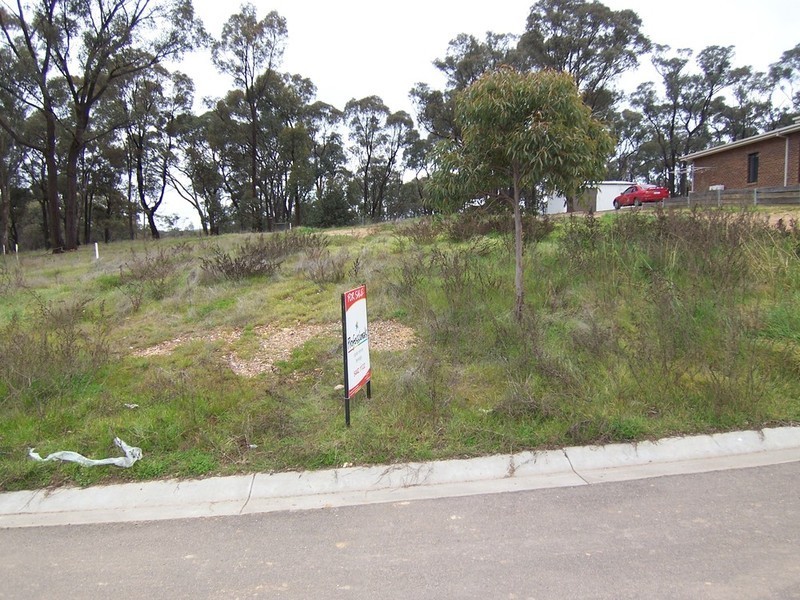 13 Arilpa Court, Kangaroo Flat VIC 3555