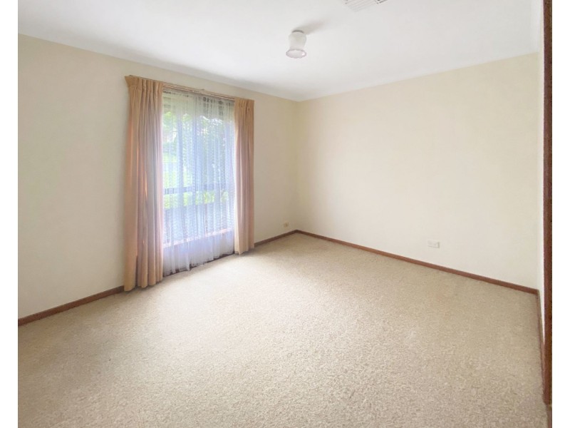 1/2 Julie Court, Kangaroo Flat VIC 3555