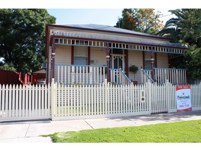 59 Pyke Street, Quarry Hill VIC 3550