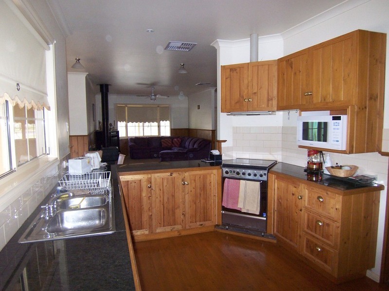 136 Edwards Road, Maiden Gully VIC 3551