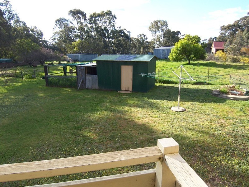 136 Edwards Road, Maiden Gully VIC 3551