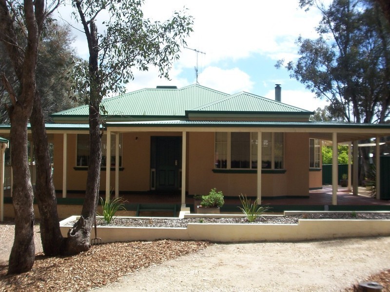 136 Edwards Road, Maiden Gully VIC 3551