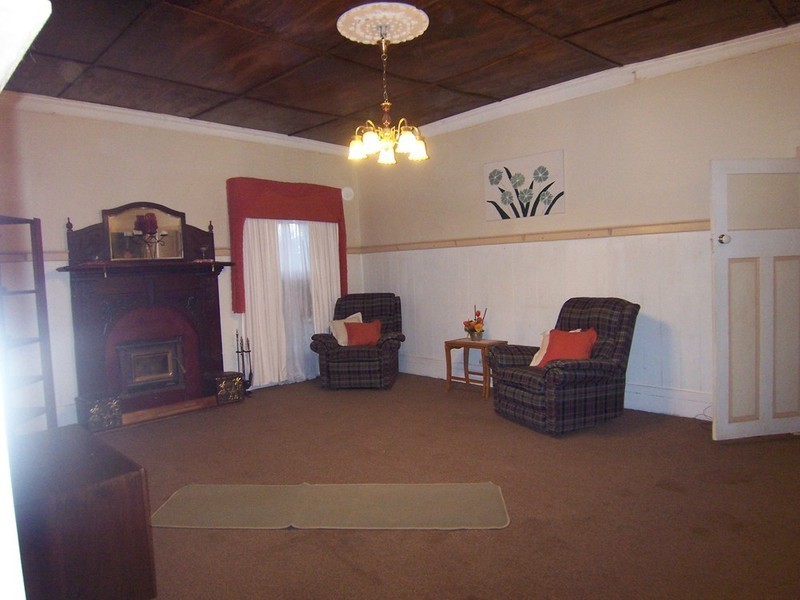 7 Verdon Street, Inglewood VIC 3517