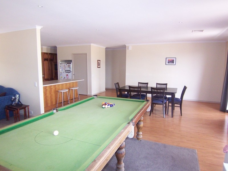 123 Osborne Street, Flora Hill VIC 3550