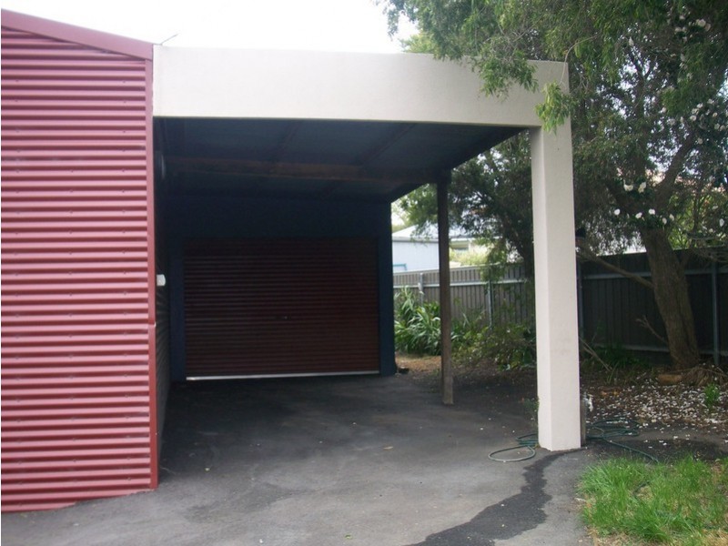 7 Osborne Street, Flora Hill VIC 3550