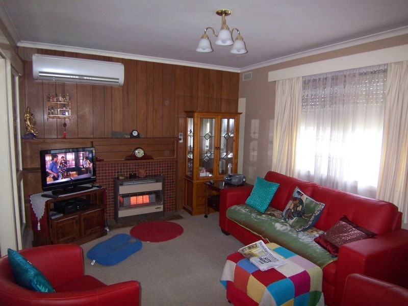 17 Hunter Avenue, California Gully VIC 3556