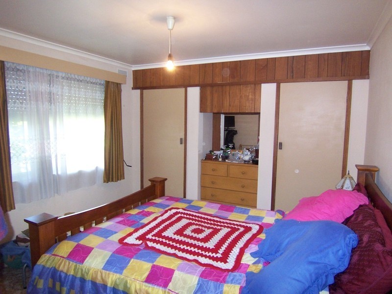 17 Hunter Avenue, California Gully VIC 3556