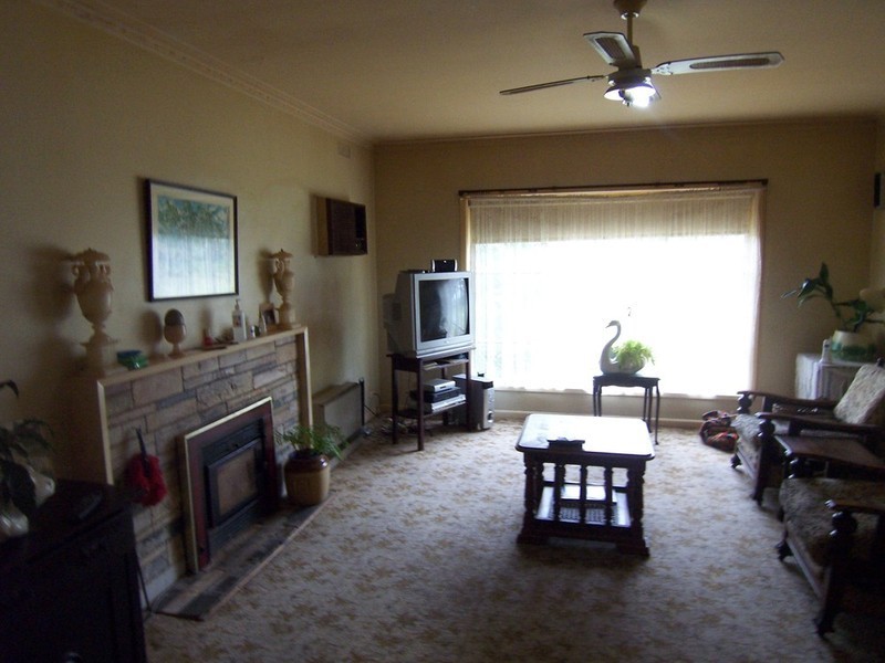 1607 Sebastian Road, Campbells Forest VIC 3556