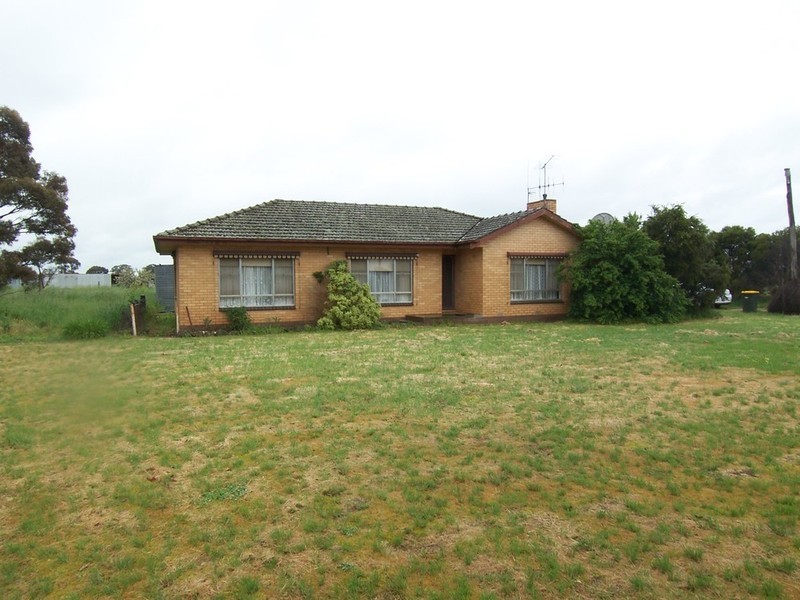 1607 Sebastian Road, Campbells Forest VIC 3556