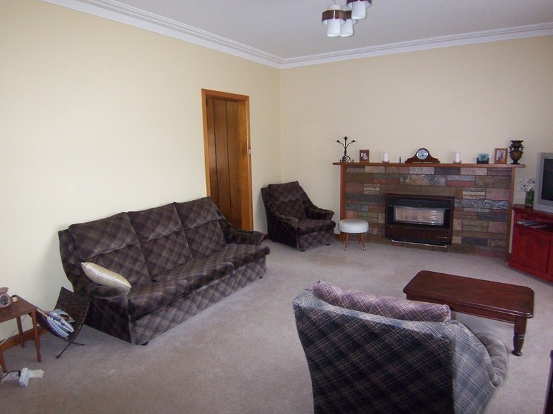 4 Nankoor Street, Golden Square VIC 3555