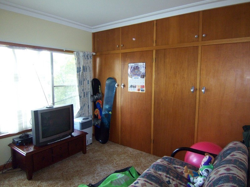 4 Nankoor Street, Golden Square VIC 3555