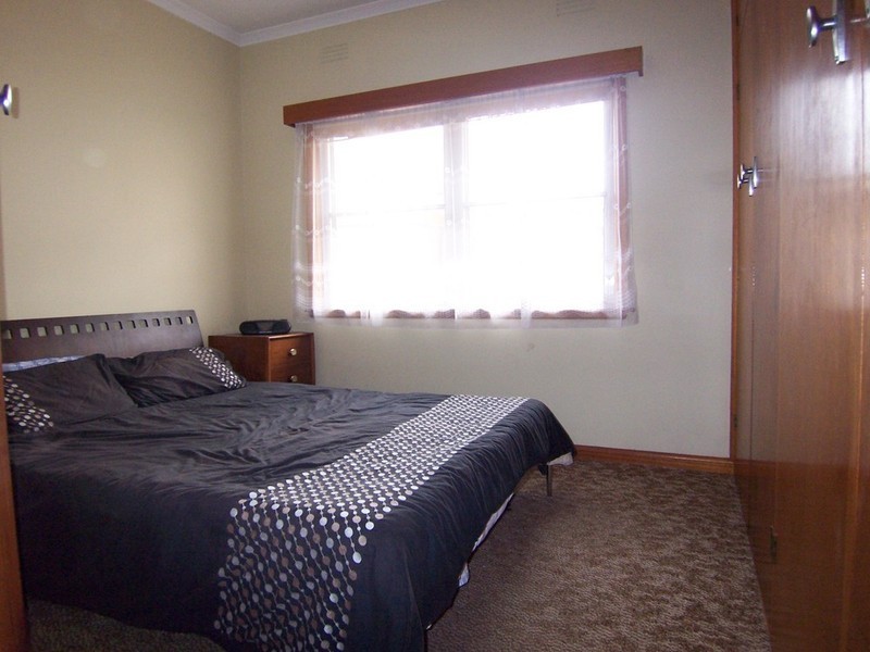 4 Nankoor Street, Golden Square VIC 3555